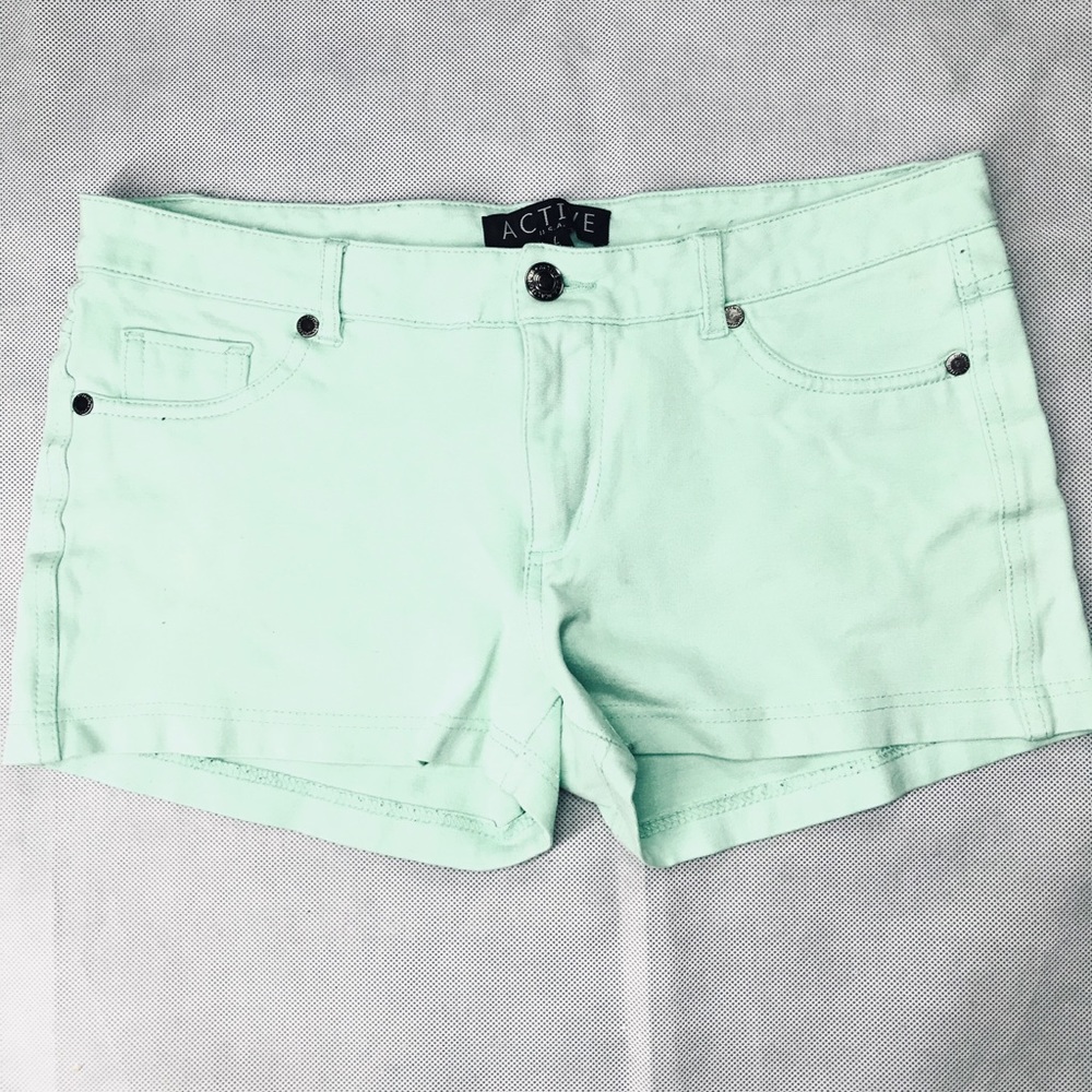 Mint green shorts🧤